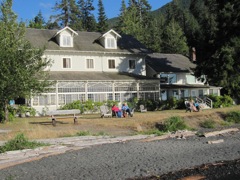 Lake Crescent Lodge